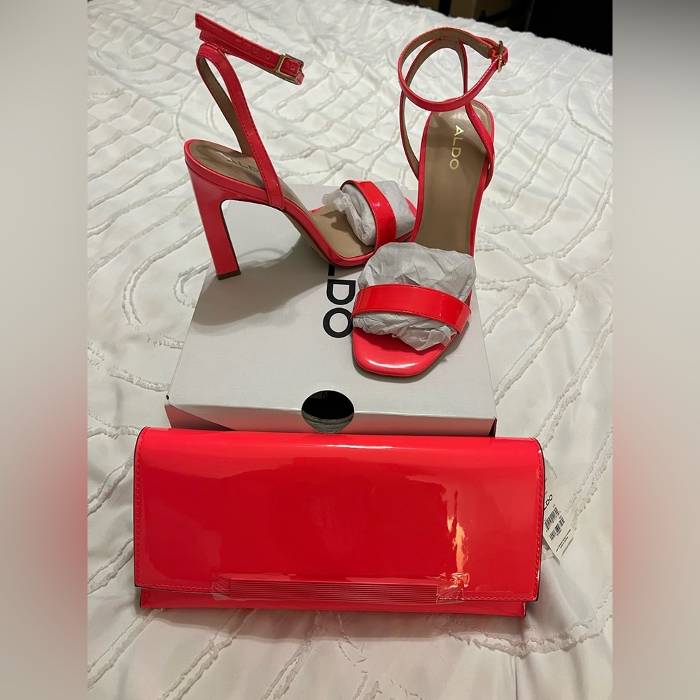ALDO: Hot Pink Patent Leather Heels and matching Purse set